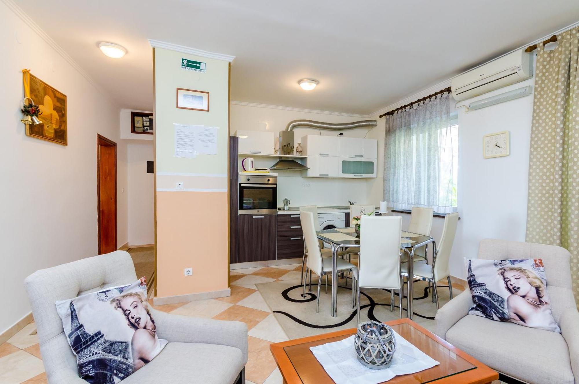 Apartments Nicol Dubrovnik Room photo